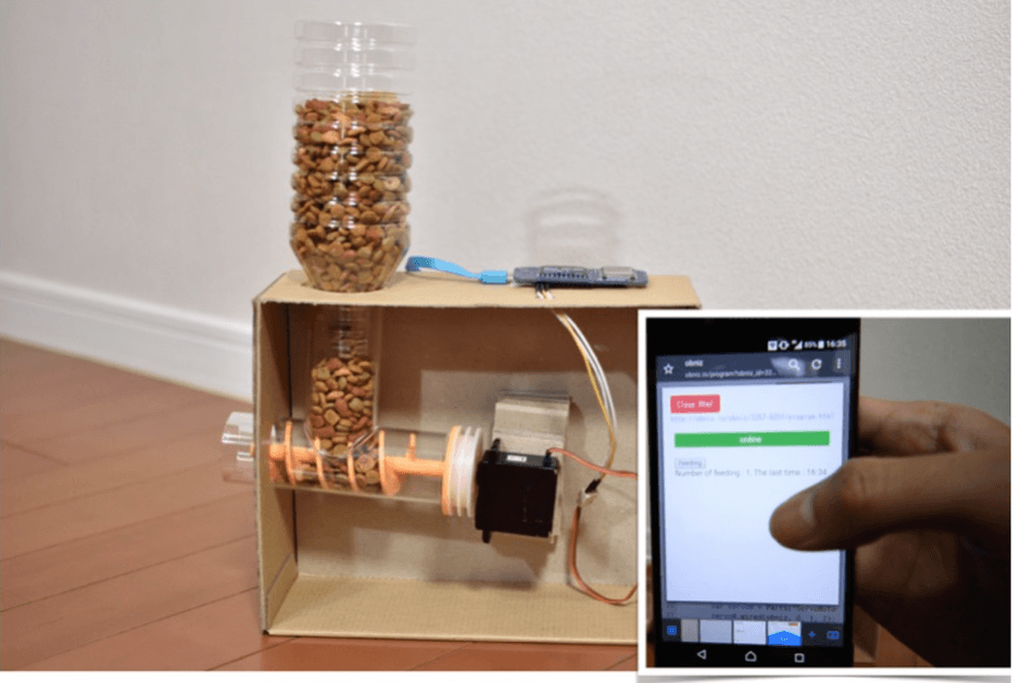 製作例:遠隔での餌やり