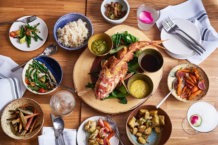 ダイニング「マヒナ&サンズ」料理一例