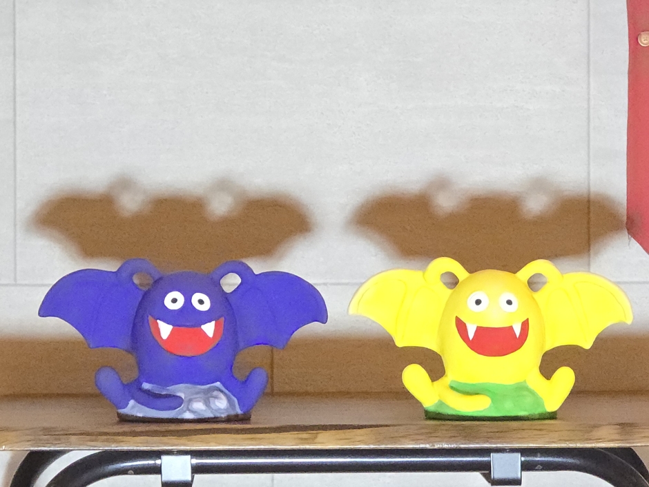 ▲大好評!「色塗り体験」に、ドラキーが登場!