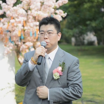 代表取締役 李欣立