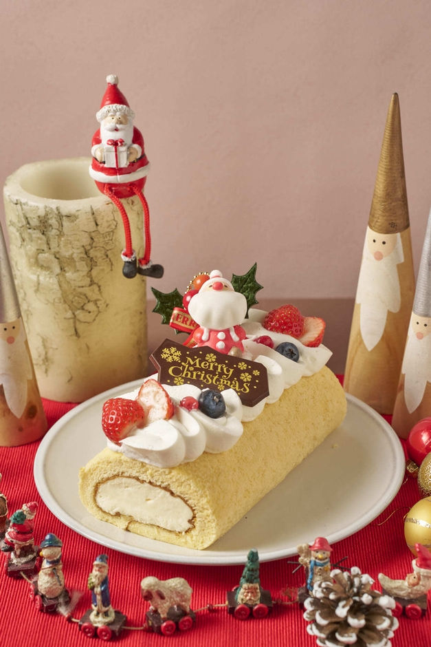 日の出たまごのブッシュドノエル　※写真はイメージです　※オーナメントの付属はございません