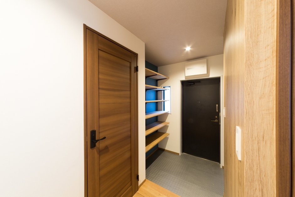 山手ヴィンテージ施工事例_玄関