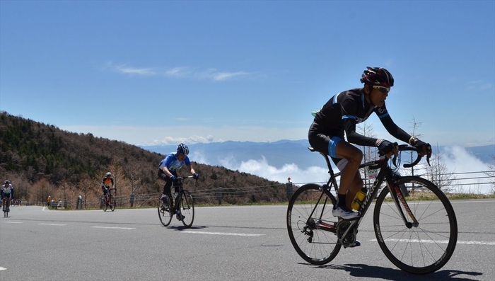 標高1,025mから標高1,975mまでの急傾斜コース