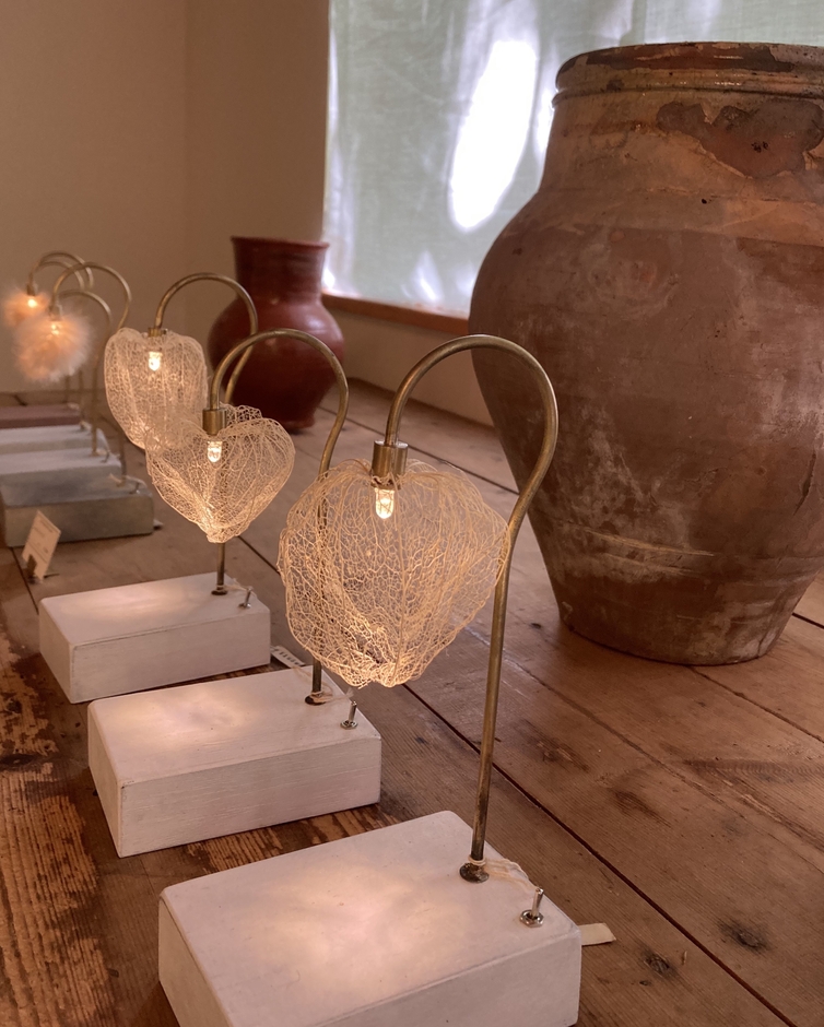 作品:森の小さな灯(税込16,500円)