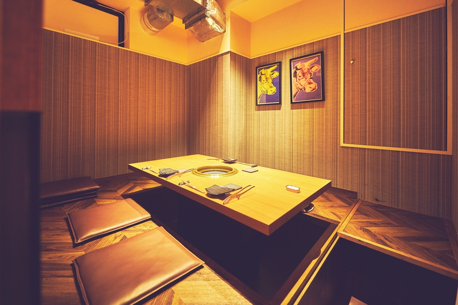 完全個室は6名様まで対応可能!デートや接待に是非ご利用下さい!