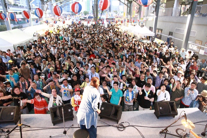 野外フリーライブ 昨年の様子2