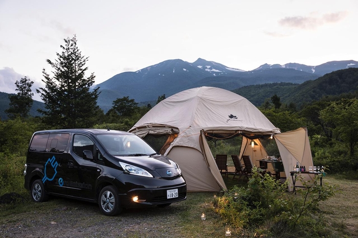 電気自動車　日産e-NV200