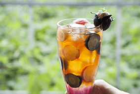 ぶどうたっぷりアイスティー