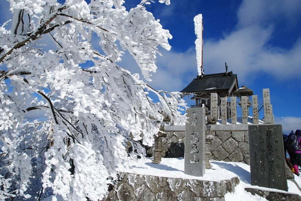 【奈良交通】「三峰山」・「高見山」行き霧氷バス運行 ―高見山行き霧氷バスを、2026年は平日も運行します―