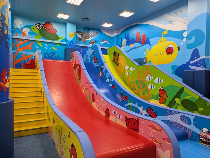 ３連ジャンボすべり台