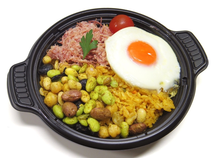 <千駄木腰塚>自家製コンビーフのスパイシードライカレー