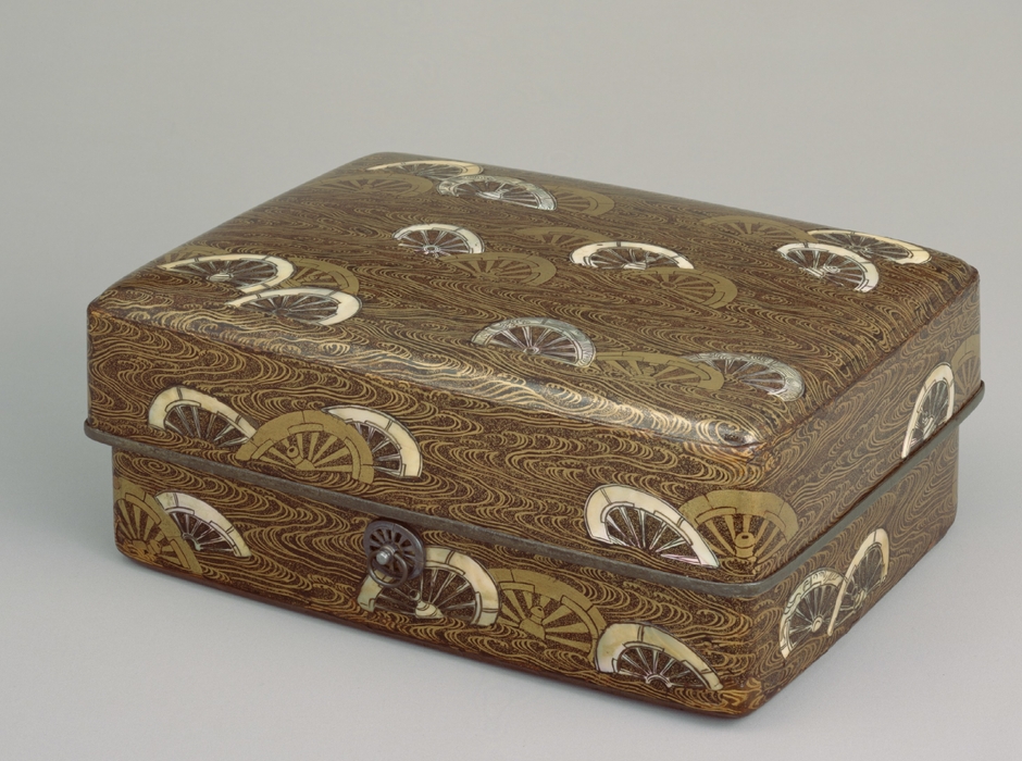 国宝 片輪車蒔絵螺鈿手箱 平安時代・12世紀