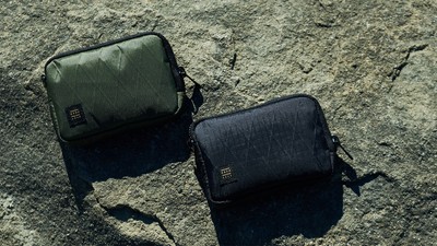 Khaki Green & Deep Black