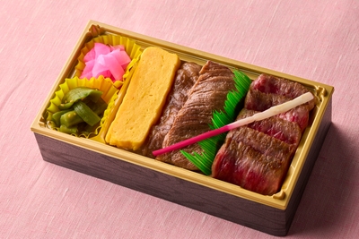 【飛騨天狗】「飛騨牛肩ロース・サーロイン 二種食べ比べ弁当」