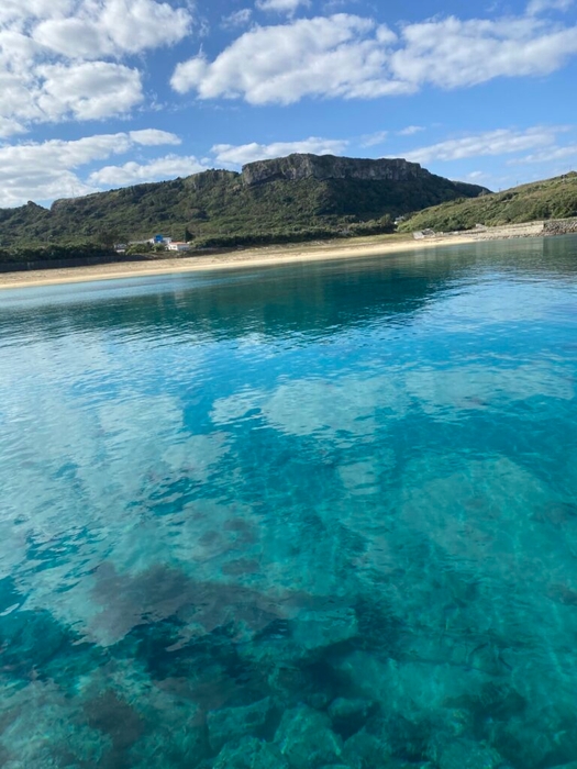 純度の高い与那国島の海水