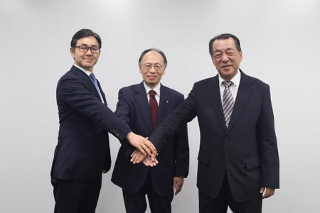 次世代移動体用電気式ドアシステムの共同開発契約を締結