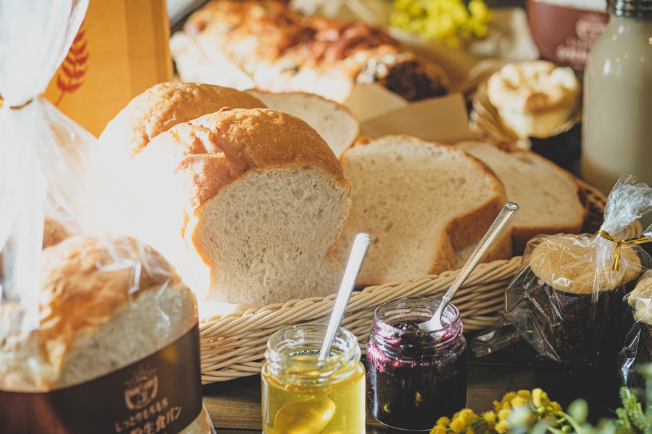 全粒粉生食パン