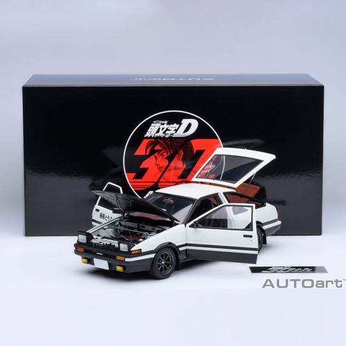 1/18スケール トヨタ スプリンター トレノ (AE86) 「頭文字D」(C)しげの秀一/講談社