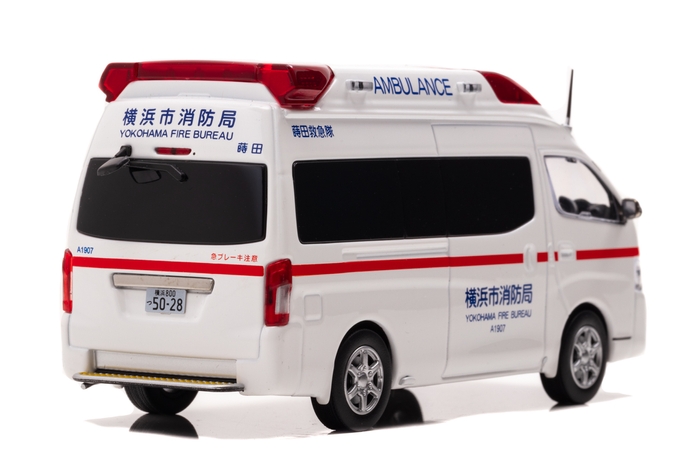 CARNEL 1/43 日産 パラメディック 2018 神奈川県横浜市消防局高規格救急車:右後