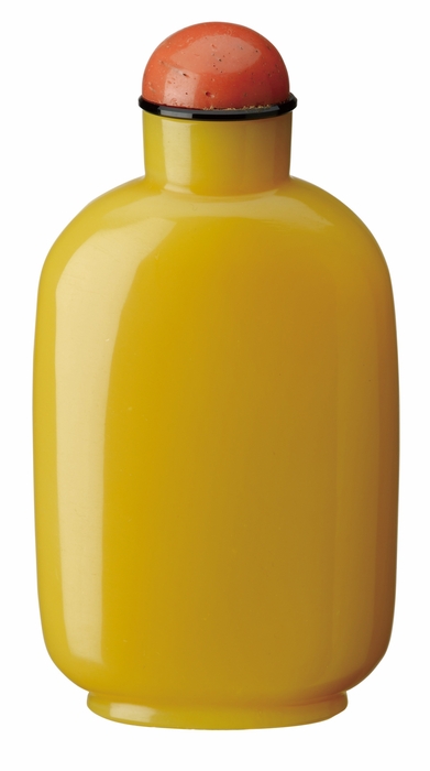 Photo.10 黄色ガラス製鼻煙壺 中国 20世紀