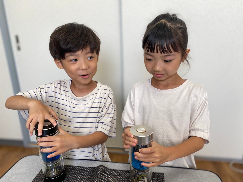 子供でも簡単に操作できる