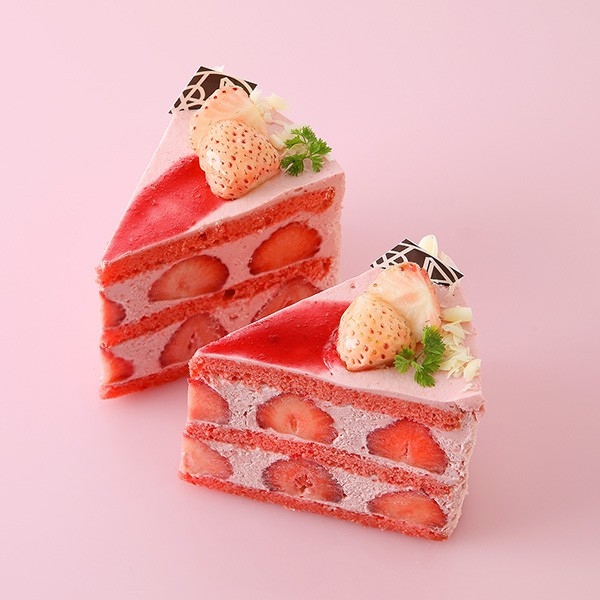 PREMIUM「白苺」ショート(季節限定品 1月~5月)