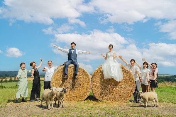 全国2,627名の営業写真家による8,002点の応募の中から147名が入賞、そのうち当社所属のフォトグラファーから9名の作品が入賞しました。