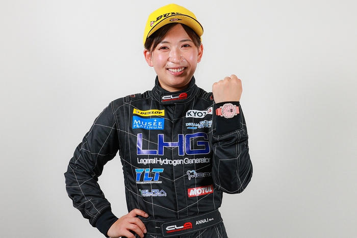 Car No.38　猪爪杏奈選手