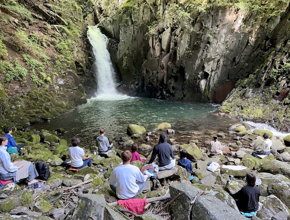 グループ瞑想 清里滝