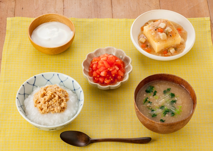 朝食例:「やわらかおかず たらの彩りあんかけ」使用