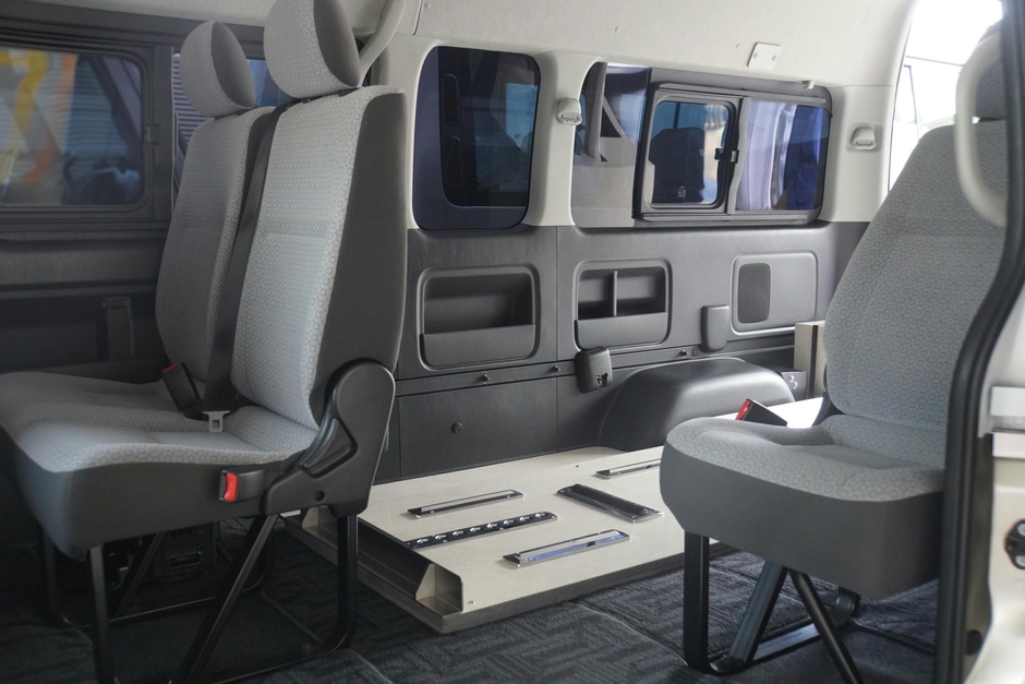 サンク霊柩車_客室