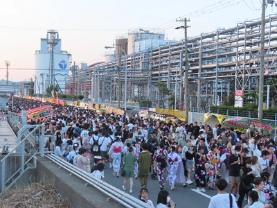 第74回 和歌山港まつり花火大会が7/25に開催！ 500機のドローンショーを初導入