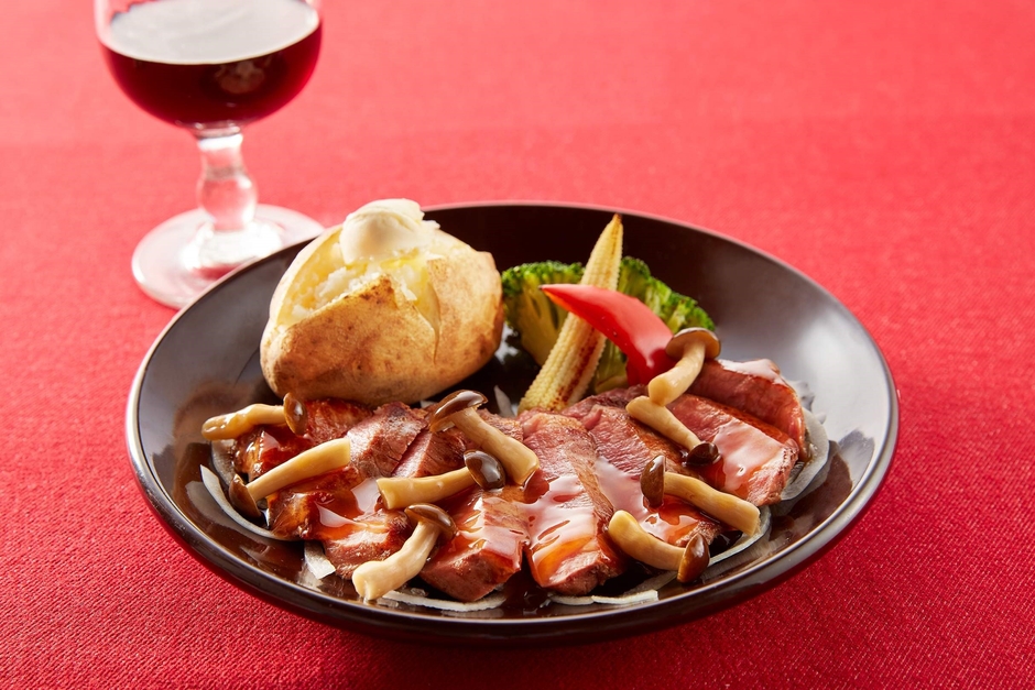 牛フィレ肉のステーキ和風きのこソース<130g>