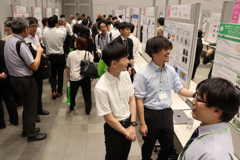 ●ポスター発表会場のさまざまな表情を追いました●