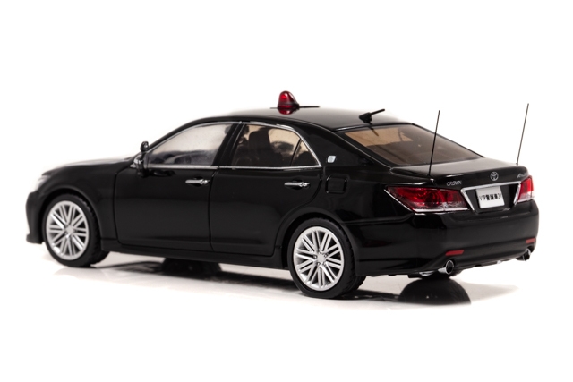 トヨタ クラウン アスリート 要人警護車両:左後