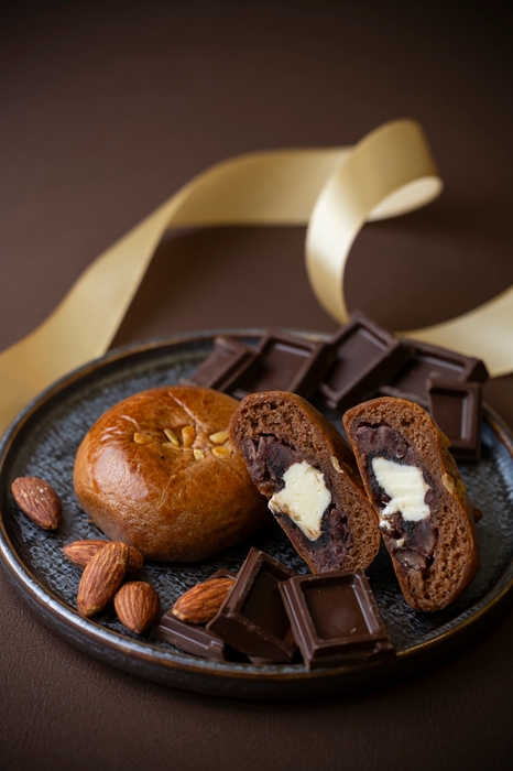 熱海ばたーあんパンまんじゅうチョコ 1個290円