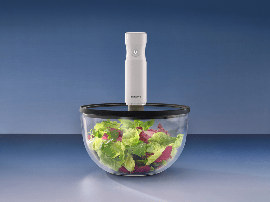 水切りした野菜を、そのまま真空保存 「FRESH & SAVE サラダスピナー