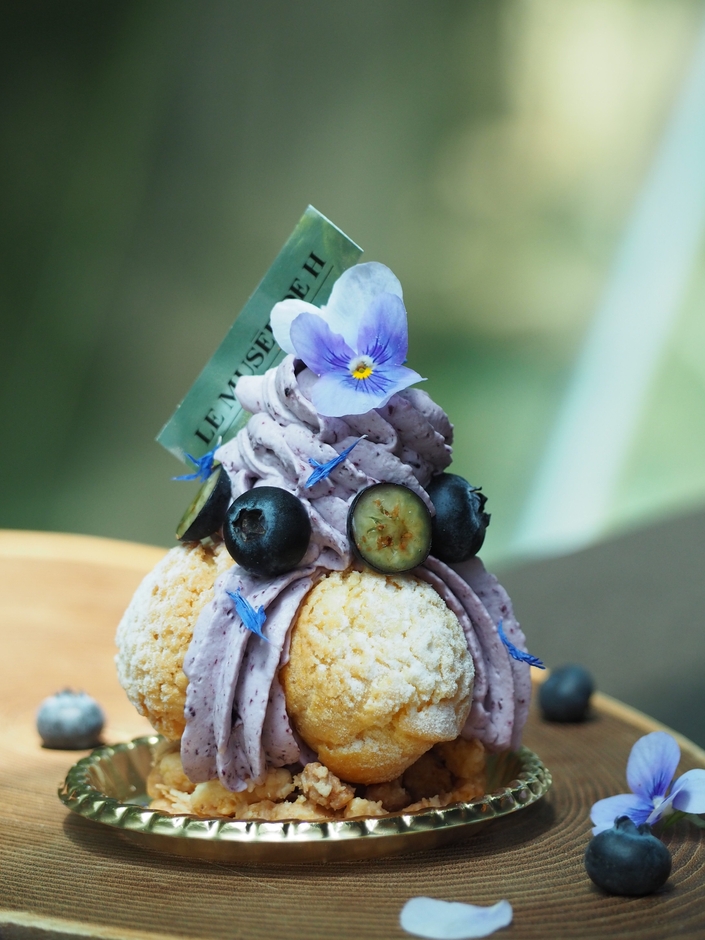 「ル ミュゼ ドゥ アッシュ KANAZAWA」「サントノーレパルマ」 プティガトー 990円