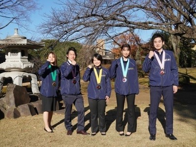 学生プロジェクトの受賞メンバーたち
