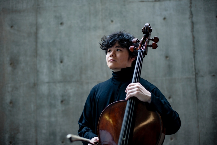 チェロ:上野通明(C)Seiji Okumiya