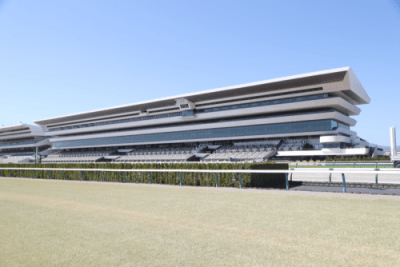 今春グランドオープンした京都競馬場