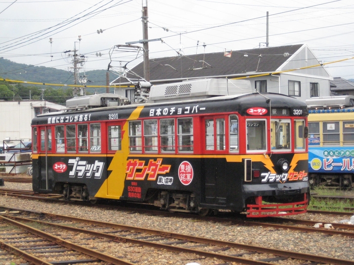 豊橋鉄道 路面電車「ブラックサンダー号」