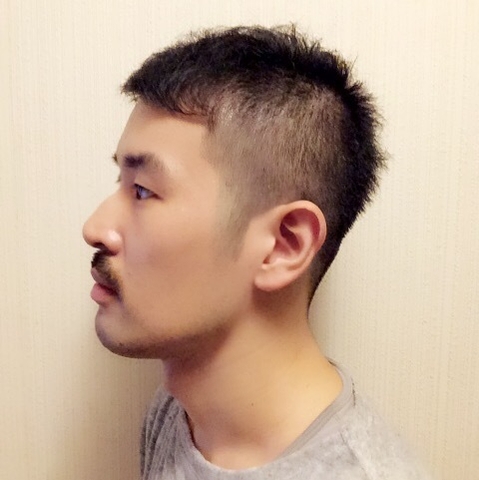 監督・野村志郎