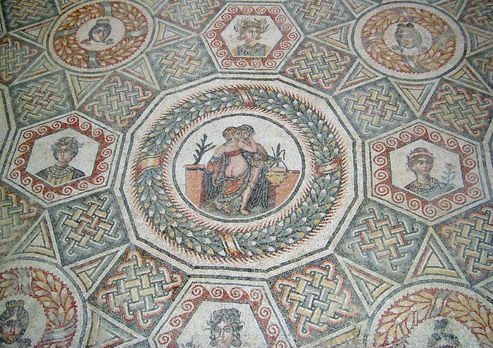 ピアッツァ・アルメリーナ カサーレ荘の床モザイク