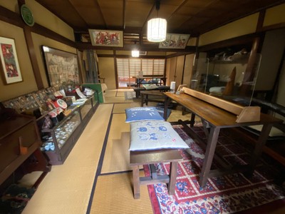 お惣菜処てつや 客席