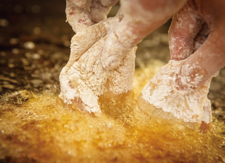 小田急相模原駅から徒歩8分!第11回からあげグランプリ金賞を受賞した手作りからあげの名店『元祖からあげ本舗すえよし相模原店』の情報をFindグルメで公開