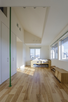 「登り棒」がある子ども部屋　将来は仕切って2つの部屋に