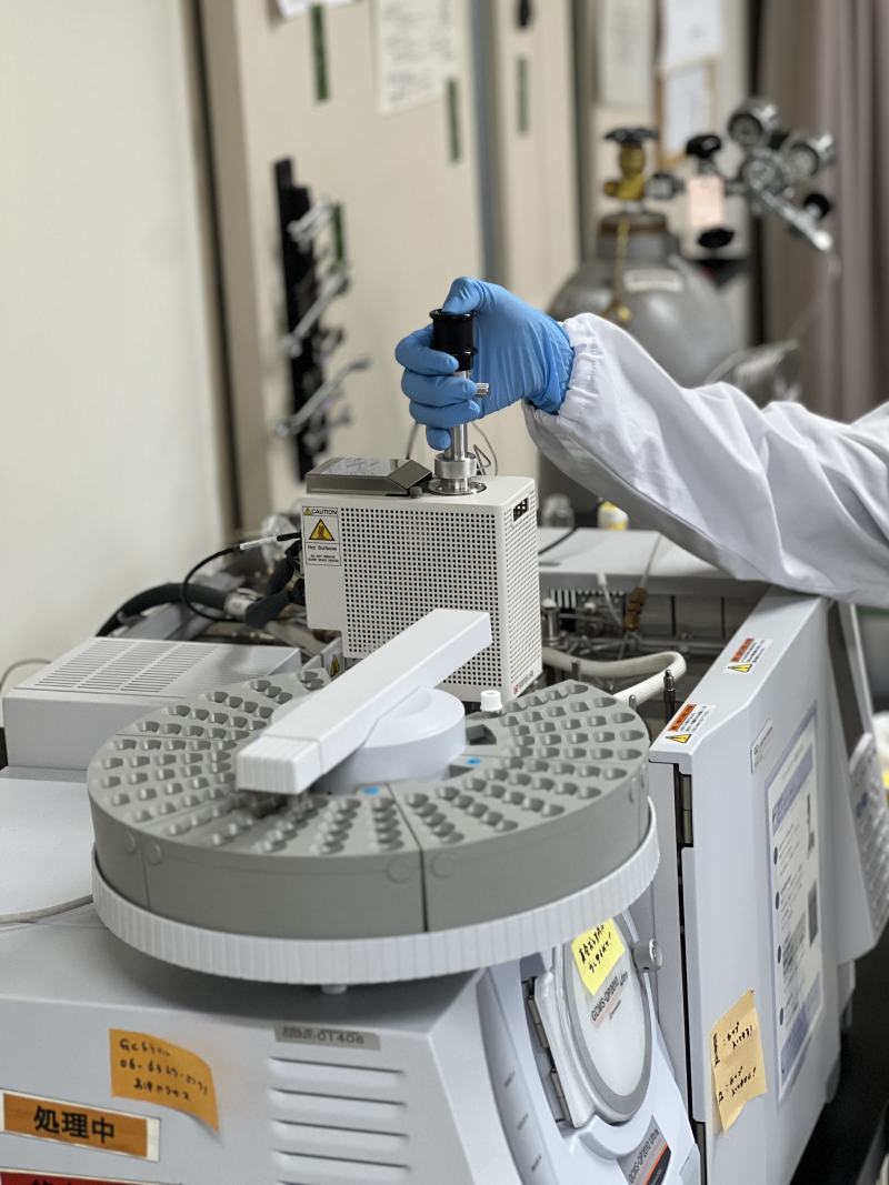 研究に用いられた分析装置(奈良文化財研究所)