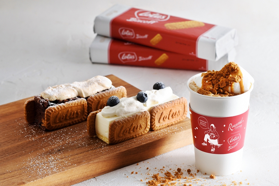 スティックチーズケーキ&チョコレートケーキ with ロータス ビスコフ