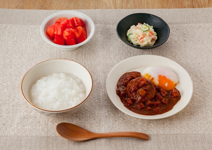 昼食例：「煮込みハンバーグ」使用